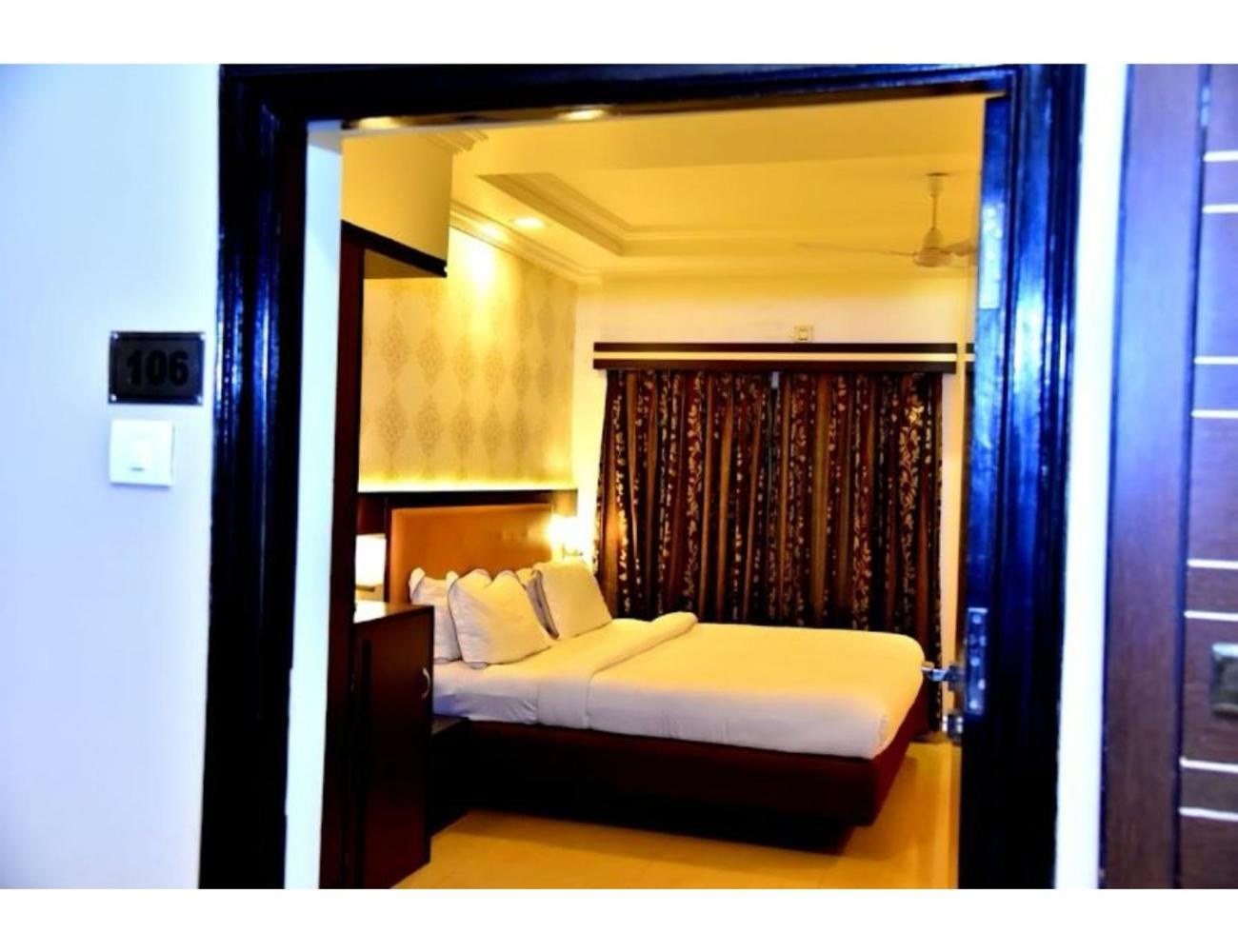 The Grand Krishna Luxury Hotel, Chikmagalūr Εξωτερικό φωτογραφία