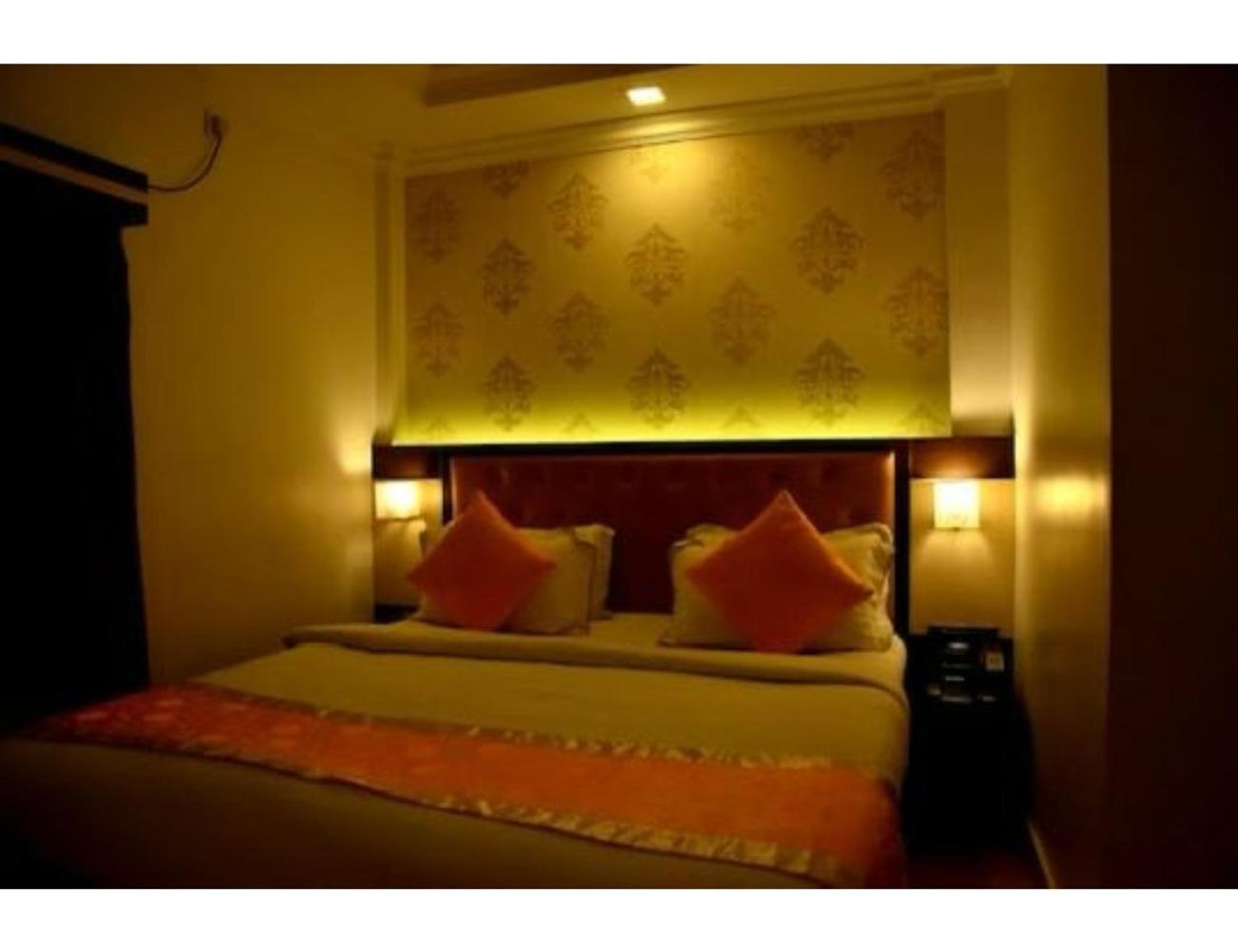 The Grand Krishna Luxury Hotel, Chikmagalūr Εξωτερικό φωτογραφία